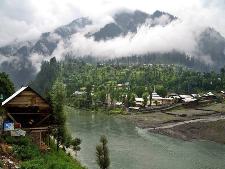 thmb0870Foggy view of a village in Neelam Valley, Jammu & Kashmir.jpg